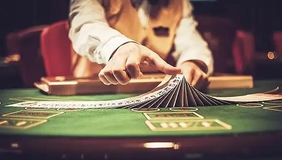 Draw settles instantly; balance updates with win or loss. Draw result notification showing winning digit and payout calculation